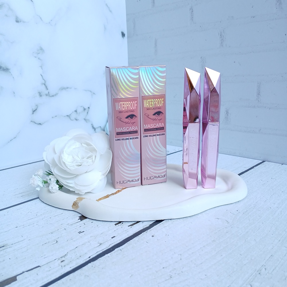 ریمل حجم دهنده هدی موجی