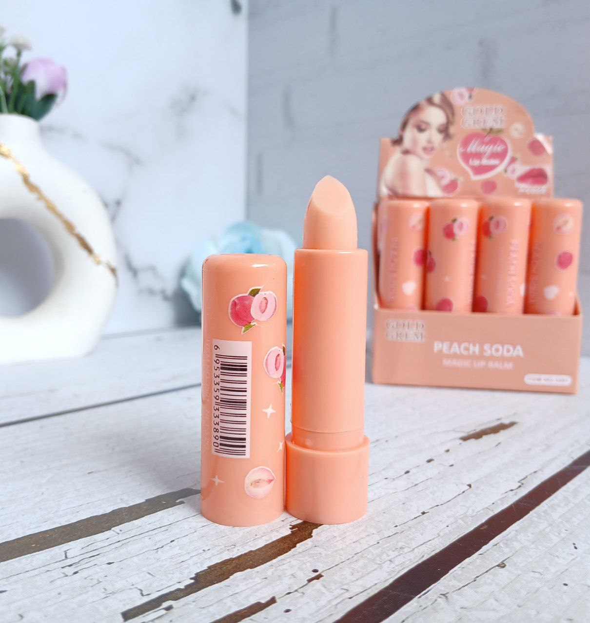 بالم لب حرارتی هلو (Magic Lip Balm) با رایحه میوه‌ای و آبرسان قوی